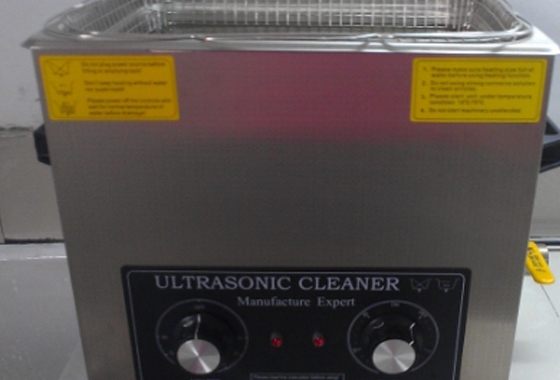 ultrasonic cleaning