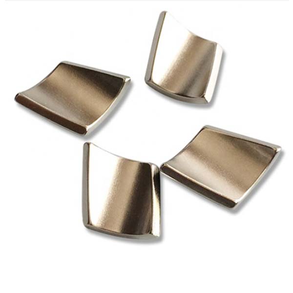 38UH Twisted Neodymium Arc Magnets For DC Motor